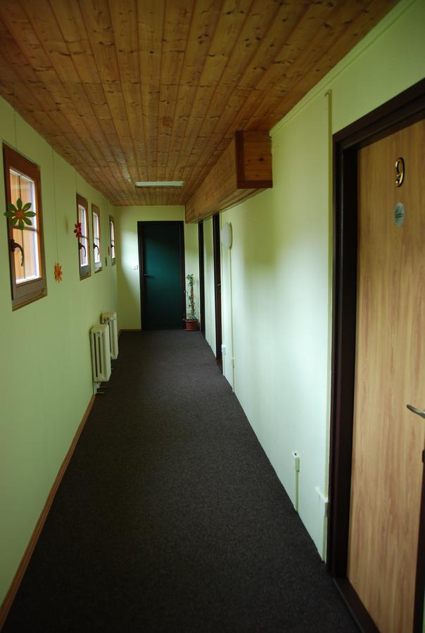 Rodinny "Hotel U Mustku" Desná Exterior foto